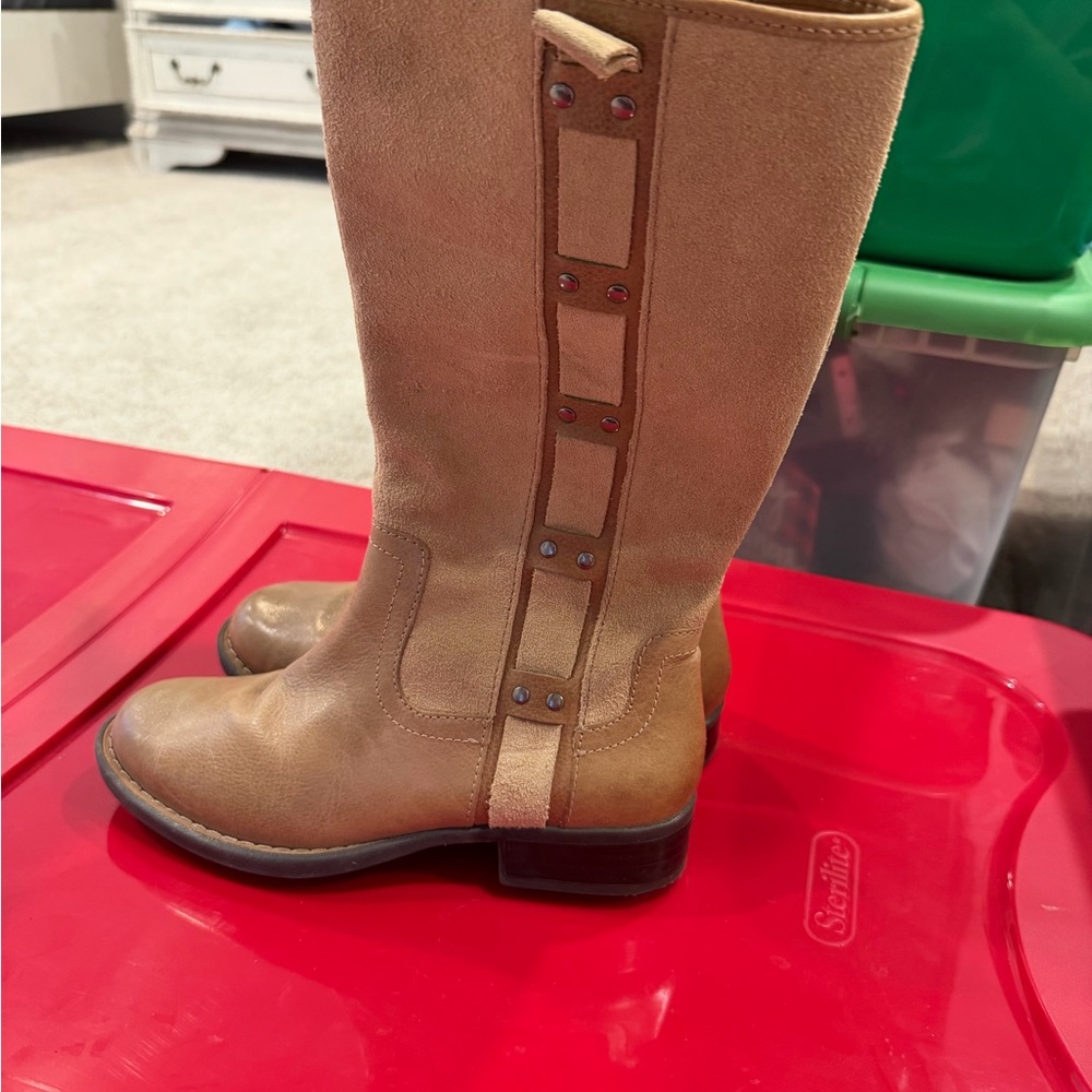Nurture by Lamaze Tan Combat Boots